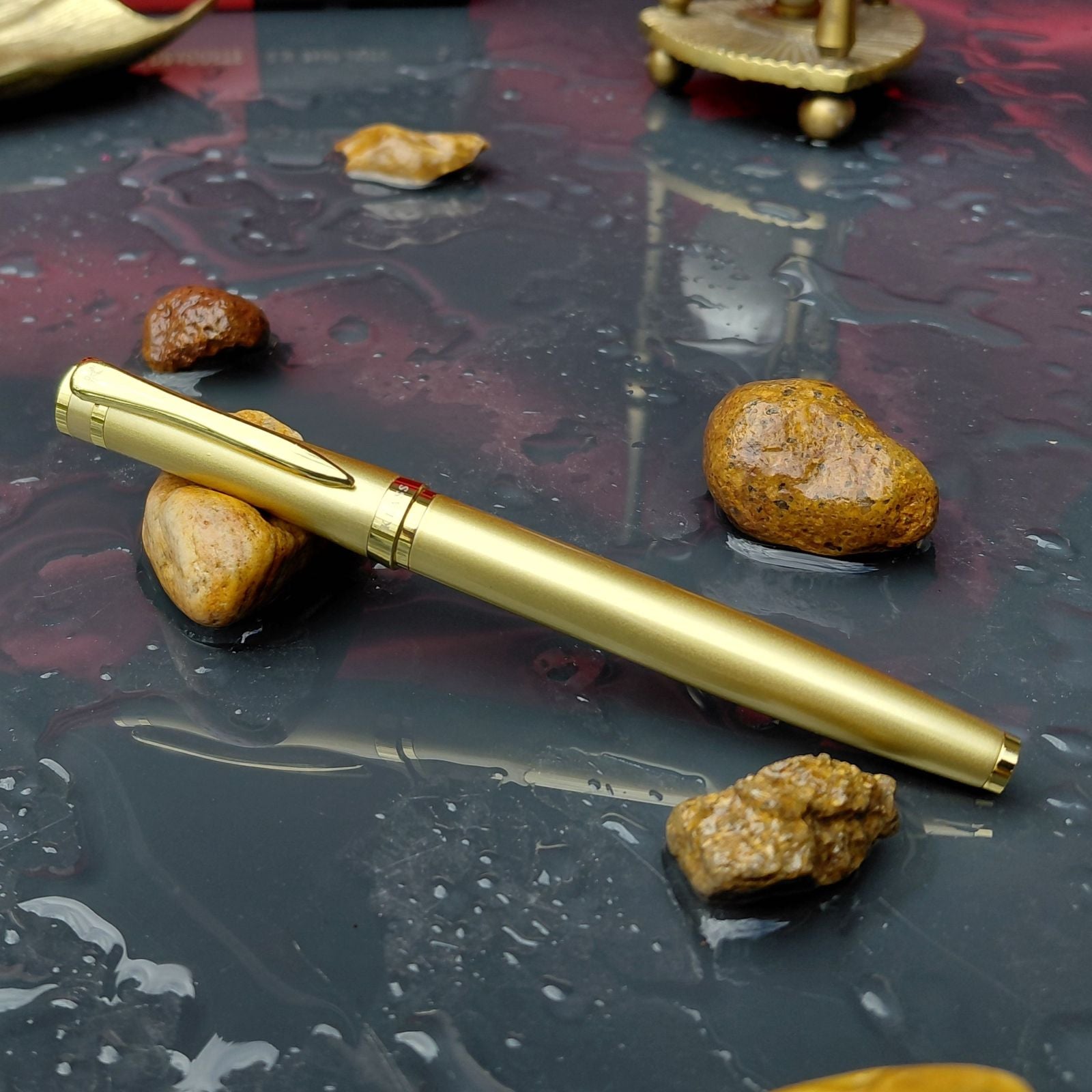 MODERN - PURE GOLD